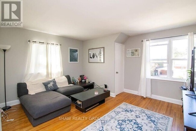 Photo - 245 E 22nd St