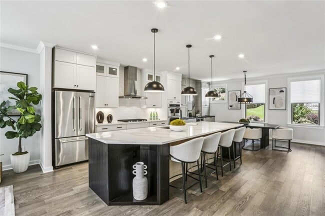 Building Photo - 2090 Emmet Pk Ln