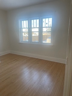 Building Photo - 833 Crawford Dr Unit Main