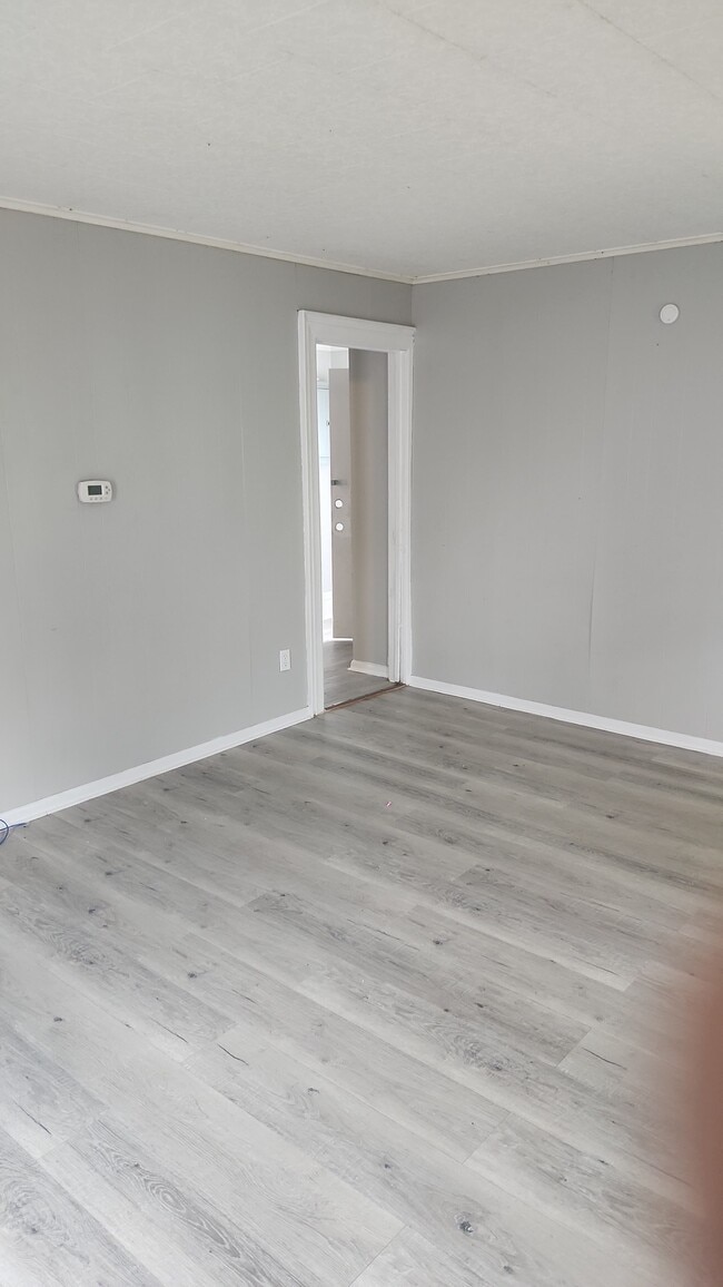 Building Photo - 412 Lafayette St Unit Upper