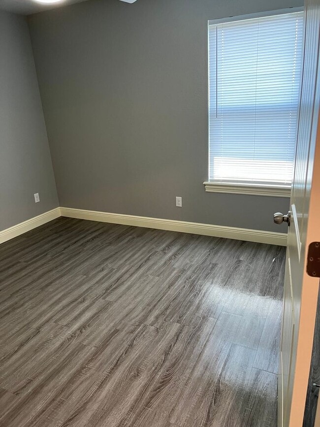 Photo - 3 bedroom Duplex