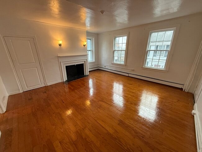 Photo - 18 Leyden St Unit 2E
