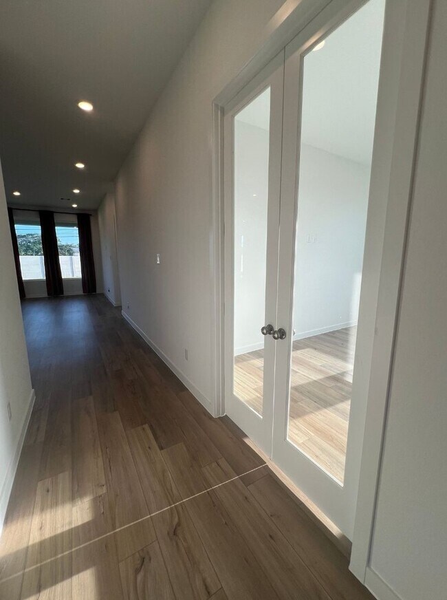 Photo - 4504 Centennial Ridge Dr