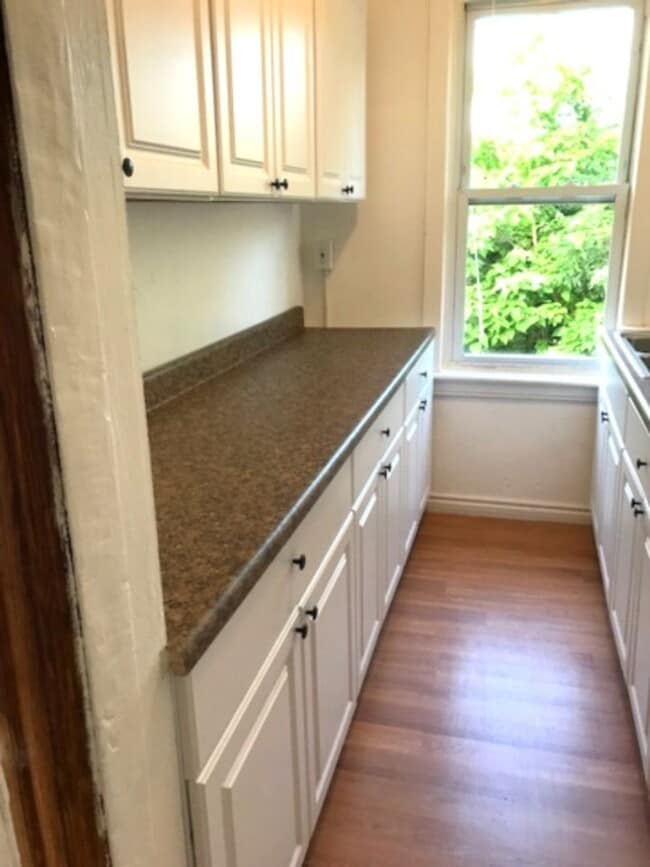 4 Osborn St Unit 2