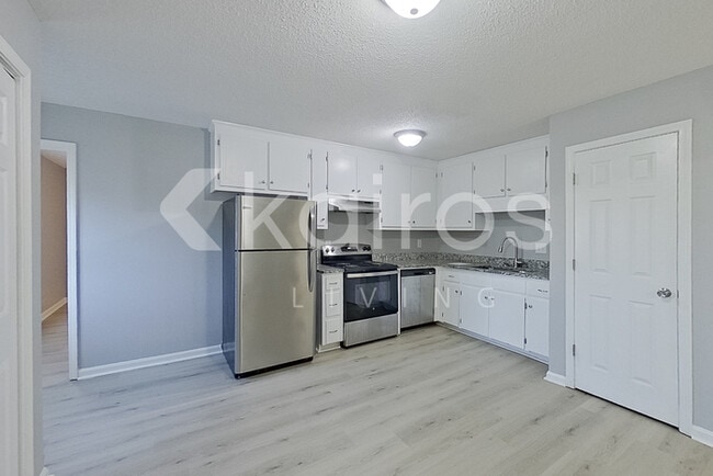 Photo - 125 Deer Pkwy