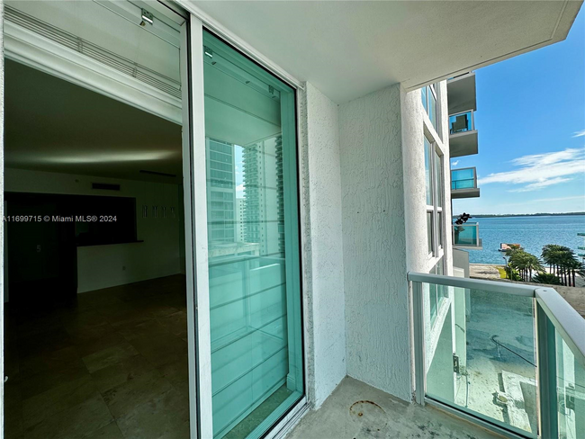 Building Photo - 186 SE 12th Ter Unit 1904 Rental