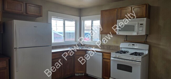Photo - 130 Williams St Unit Apt A