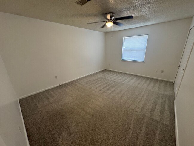 Photo - 8304 Woodview Dr N Unit 8304BWOOD