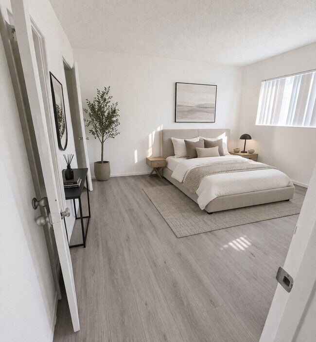 4741 S Slauson Ave Unit 7