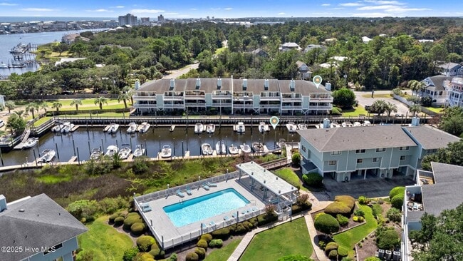 202 Lewis Dr Unit L202