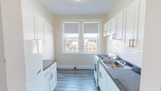 Photo - 1687 Commonwealth Ave Unit 25