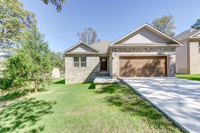 Building Photo - 205 Elysian Hills Dr
