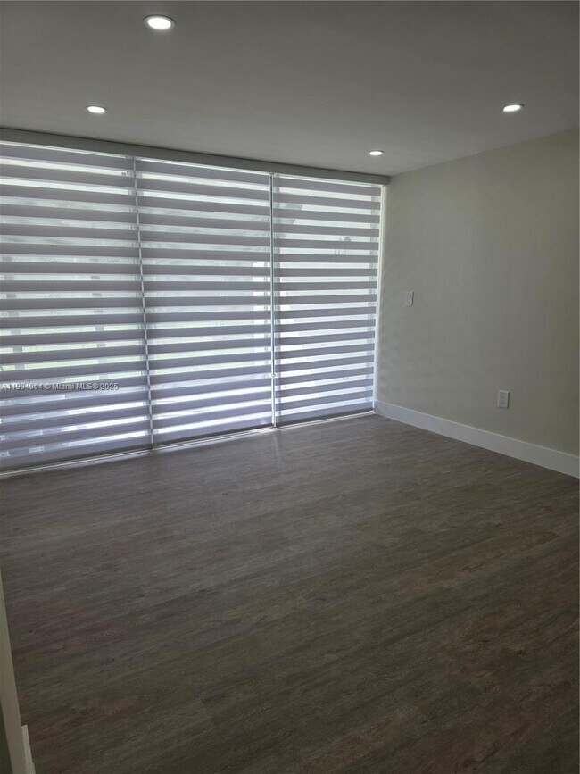 Photo - 8870 Fontainebleau Blvd Unit 103