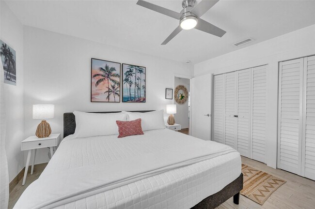 Photo - 1300 Mango Isle