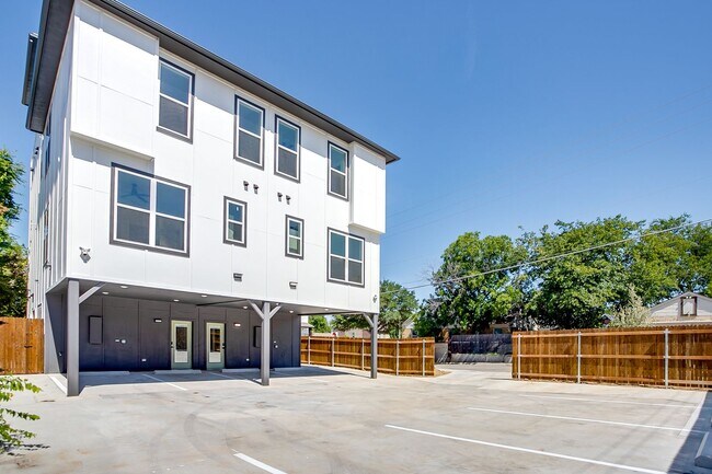 2803 Forest Park Blvd Unit 2803 Forest Park Blvd 2028