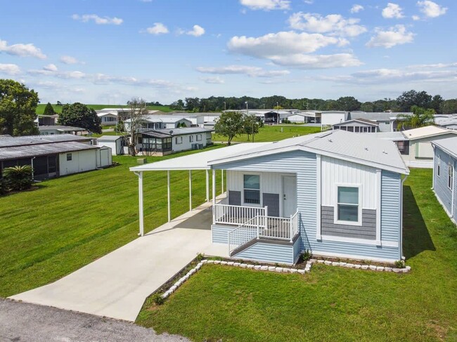 Building Photo - 10043 Collingwood Ave