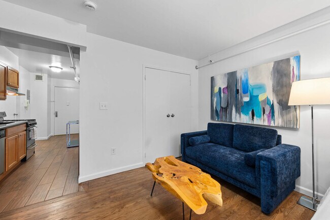 Photo - 140 W 19th St Unidad ID1038552P