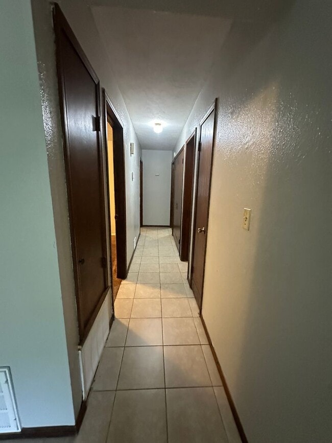 Photo - 3 Bed, 1 1/2 Bath, 1 Car Garage