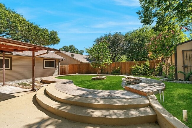 Photo - 13934 Mission Valley