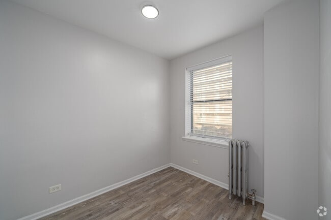 1 habitación, 1 baño - 650 pies cuadrados - Habitación - South Shore Apartments