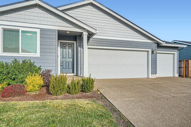 Photo - 1851 Smith Dr