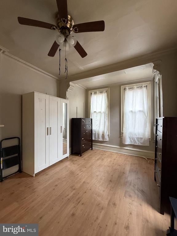 Building Photo - 3258 N Park Ave Unit 2F