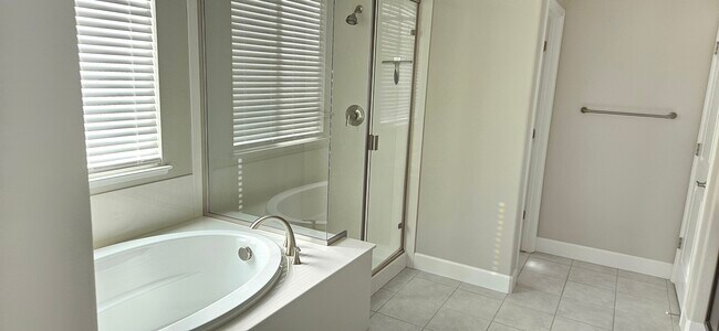 Photo - 589 Paseo Verde Dr