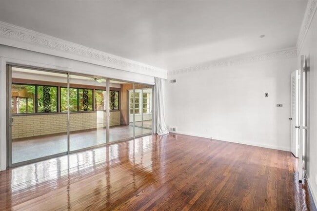 Photo - 757 Old Ivy Rd NE