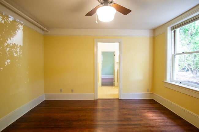 Photo - Fabulous Turn of the Century NW 1-Bed Close to Everything! Unit 103