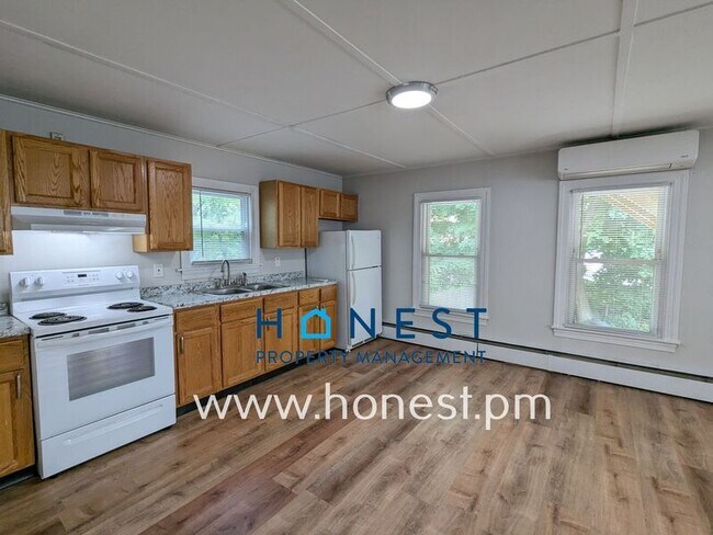 110 Silver St Unit 3