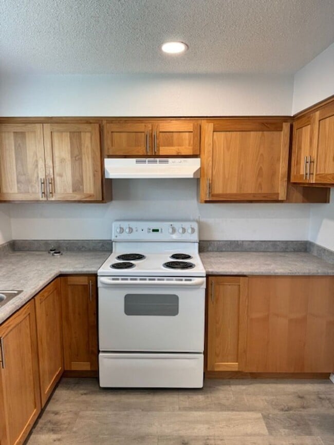 Photo - 1116-1118 STEVENS Unit 1118