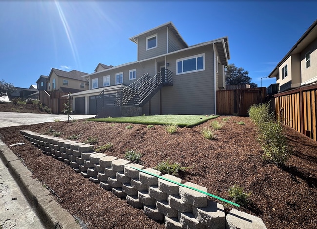 Photo - 3729 Cannes Pl