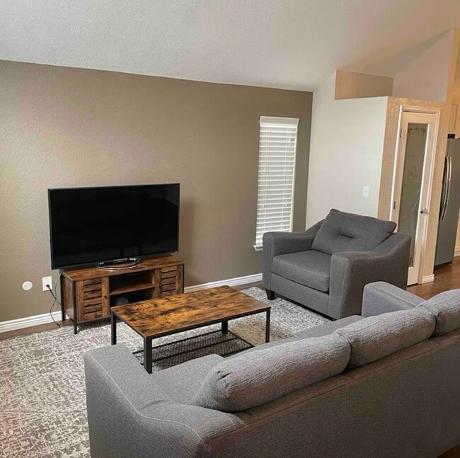 Building Photo - 5658 S Youngfield Way Rental