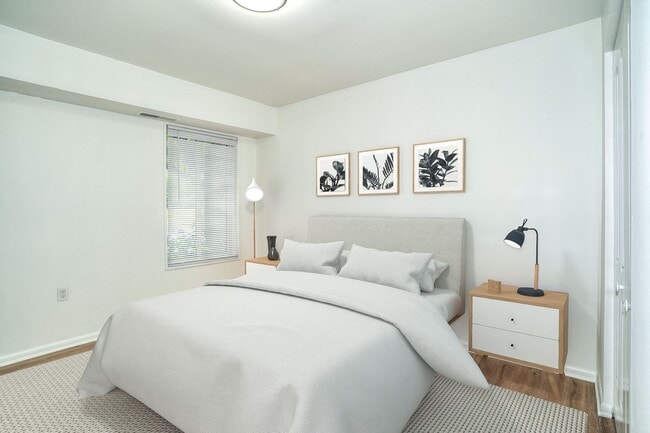 Bedroom-Renovated - Cameron Pointe Apartments