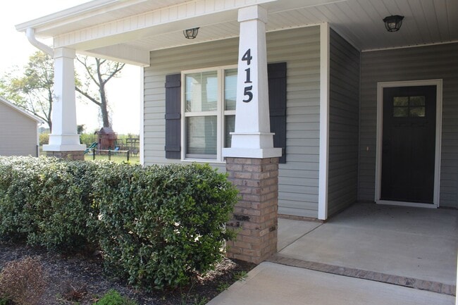 415 Grace's Farm Rd