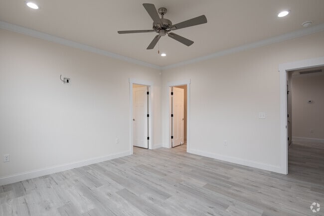 3BR, 2.5BA - 1,512SF - Primary Bedroom - The Arbors