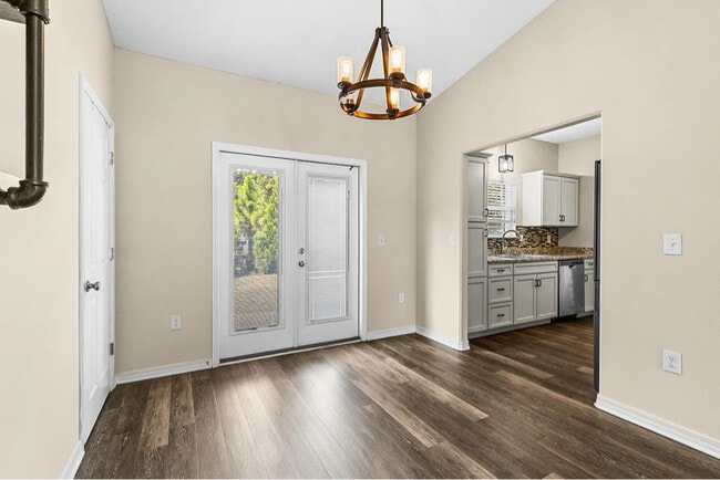 Photo - 3229 Atlas Dr