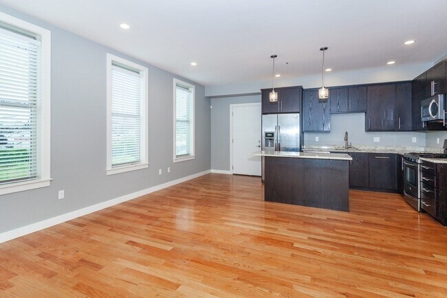 Photo - 65 Willow Ct Unit 3