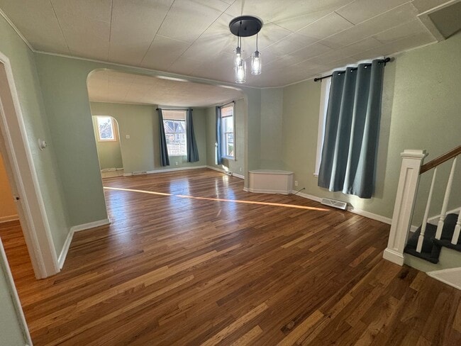 Photo - 908 Spruce St