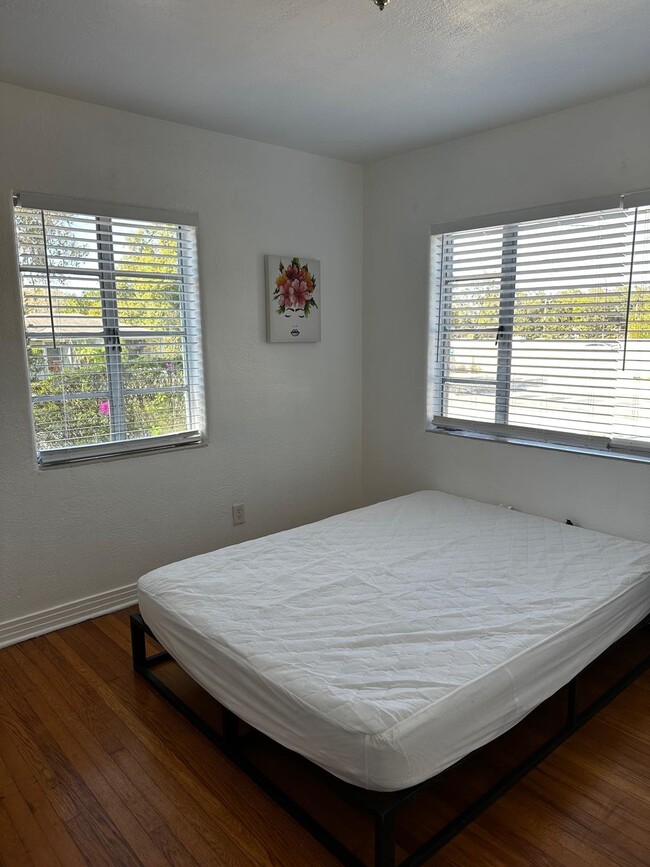 2014 Newman St Unit 1