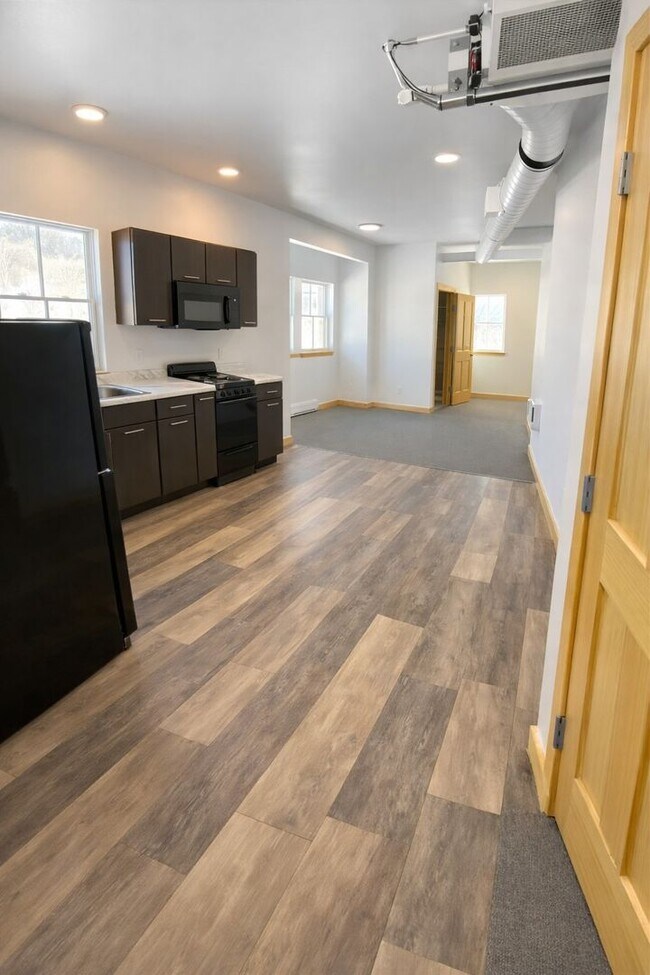 Photo - 2BD/1BA In Richmond - ?Half Off First Month’s Rent with Lease Starting by July 1? Unidad Apt 207