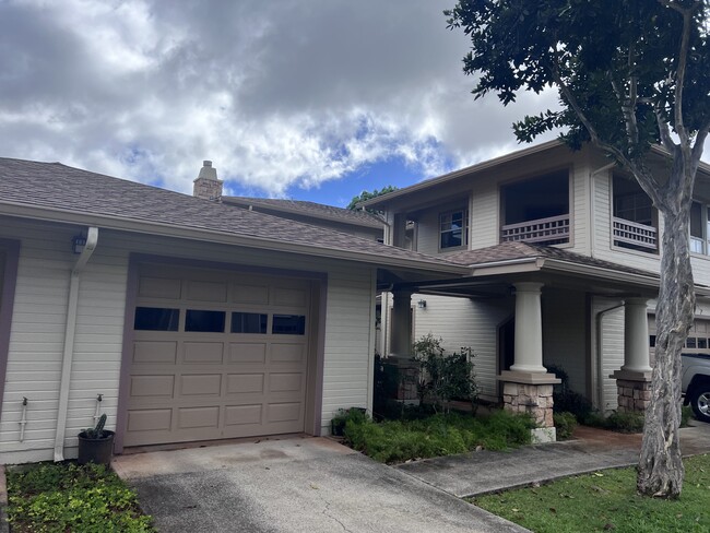 Outside - Garage - 95-1489 Ainamakua Dr Townhome