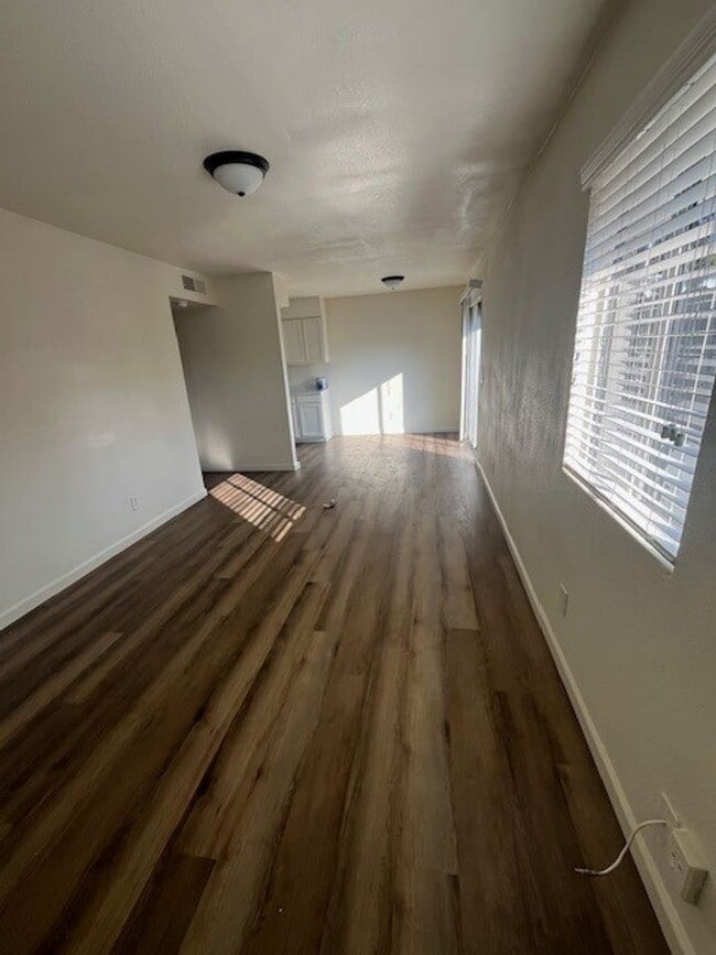 Photo - 611 S Garden St Unit B