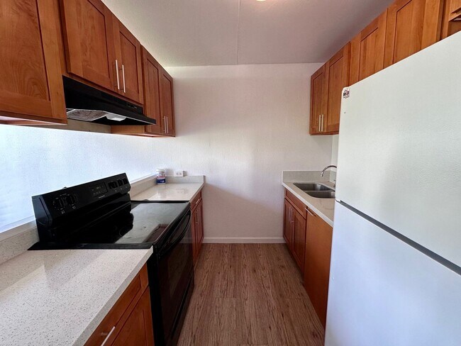 Photo - For Rent - [Nahoa Apts] 95-029 Kuahelani A...