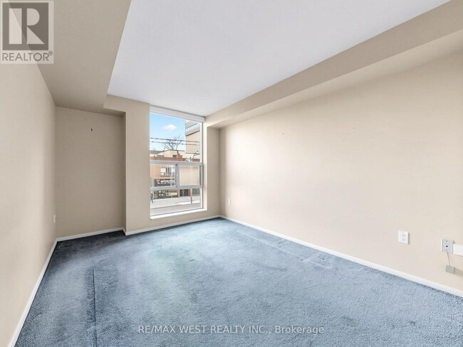 Photo - 725 King St W Unité 211