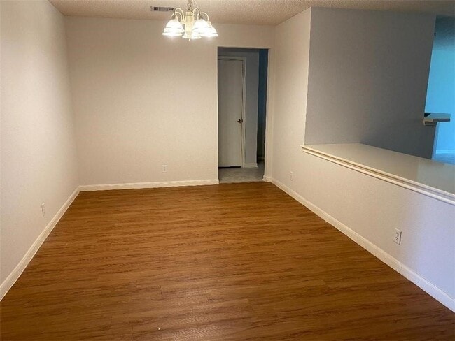 Photo - 4000 Barlow Dr