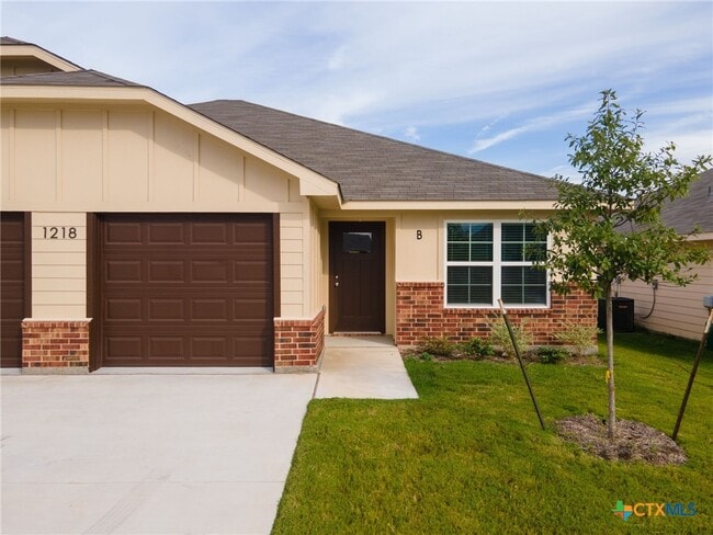 Photo - 1218 LEXINGTON Dr