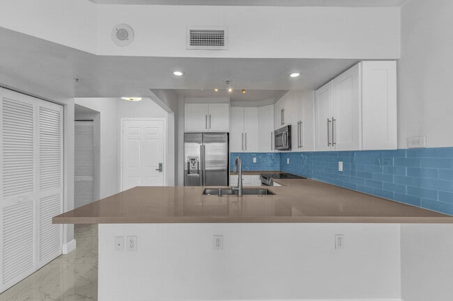 Photo - 3020 NE 32nd St Unit 905