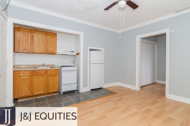Photo - 4735 N Beacon St Unit 301