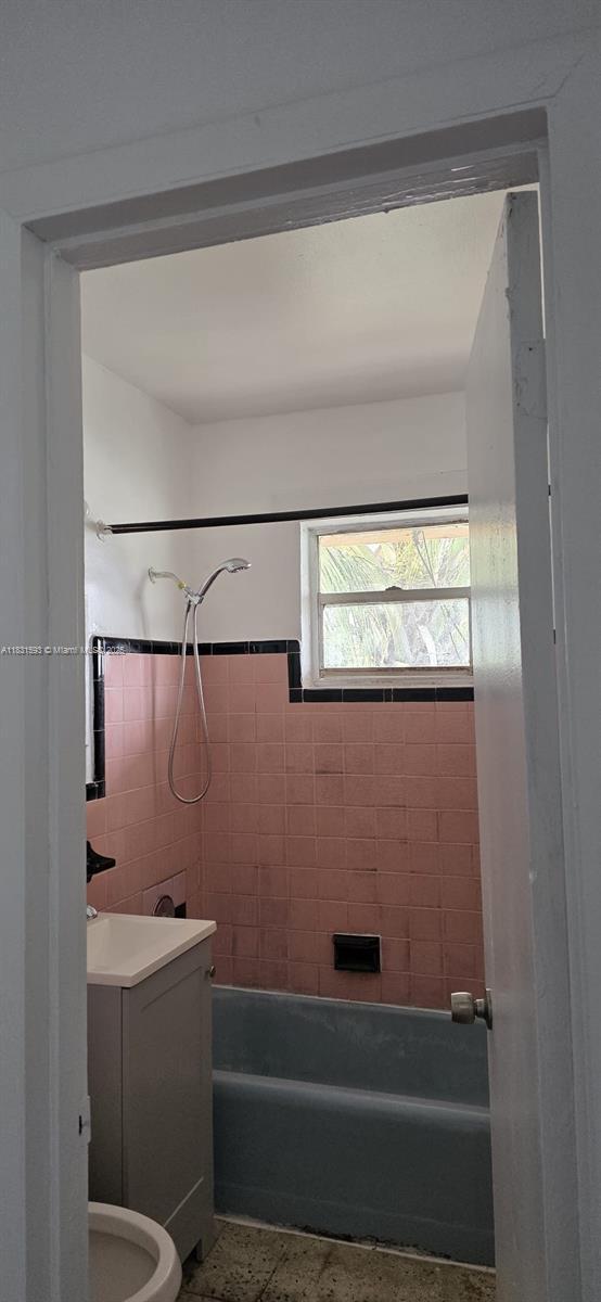 Photo - 1478 NW 2nd Ave Unit 2